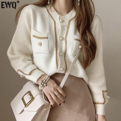 [EWQ] Autumn Winter Temperament V-neck Unique Pearl Button Gold Lace Stitching Cardigan Long-sleeved Thin Sweater Coat 16Q896