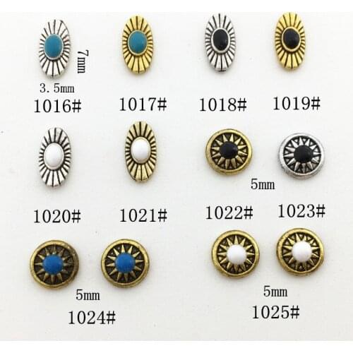 20pcs/pack Japan Alloy Nail Art Retro Painting Oil Sun Round Engraved Oval Metal Accessories for Phototherapy Nail Sticker DIY