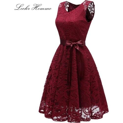 2020 Cocktail Party Dresses Burgundy Knee-Length Vestido De Festa Sexy Appliques Dress V-Neck A Line Sleeveless Robe Coctail