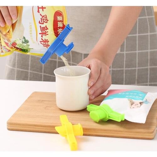 Snacks Sealing Milk Powder Clip Plastic Bag Discharge Spout Clip Sealer Fresh Keeping Kitchen Storage Bag Clips