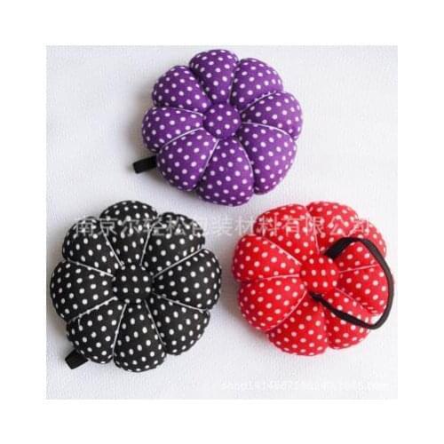 Random 1X Pumpkin Shaped Sewing Needle Pin Cushion Pillow Pincushion Holder Wrist Craft