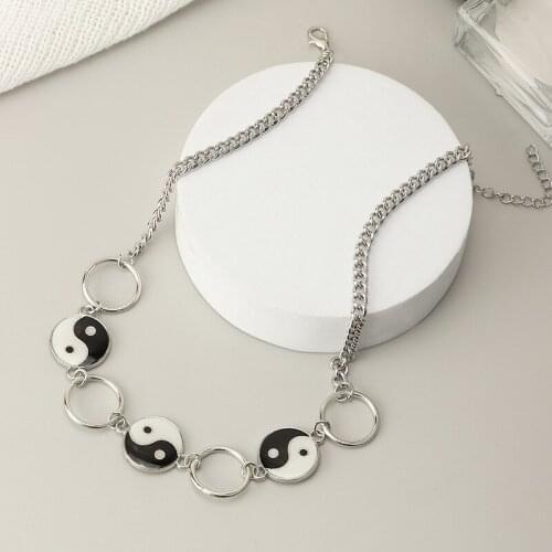 Yin Yang Pendant Necklace for Women Alloy Circles Tai Chi Necklaces Female Short Clavicle Chain Silver Color Fashion Jewelry