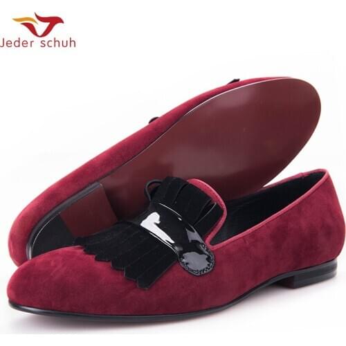 Men Loafers MenS Classic Large Fringed Wedding Shoes Banquet Shoes Red And Black Color Make You Charm Men Flats Loafer Shoes