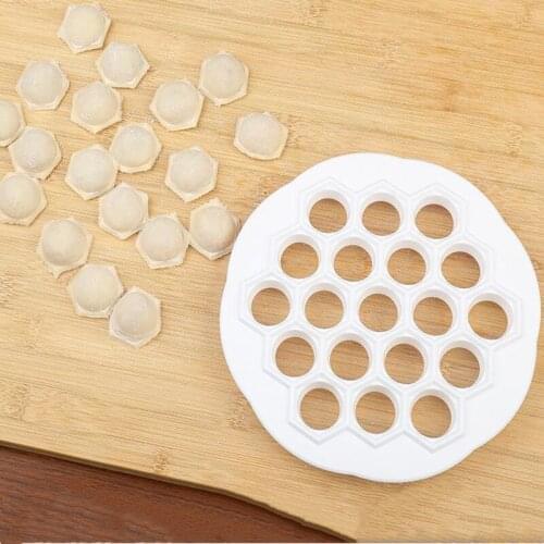 1PC Creative Kitchen Pastry Tools 21x 2cm Dumpling Mold DIY Ravioli Dumpling Maker Kitchen Dough Press Machine 19 Holes