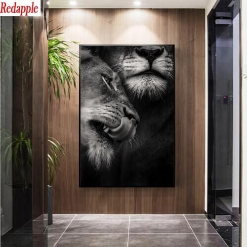 5d photo Round Diamond Painting Modern animal art, black and white lion Full Drill Square Mosaic Home Decor Handmade Embroidery