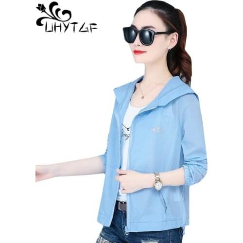 UHYTGF Summer Top Jacket Women Hooded Anti-UV Breathable Thin Sun Protection Clothing Solid Wild Short 4XL Plus Size Coat 1159