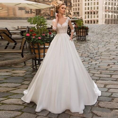 Sexy V-Neck Lace Appliques Three Quarter Sleeves Wedding Dresses 2021 Sheer Buttons Back Long Tulle Bridal Gowns Свадебное плать