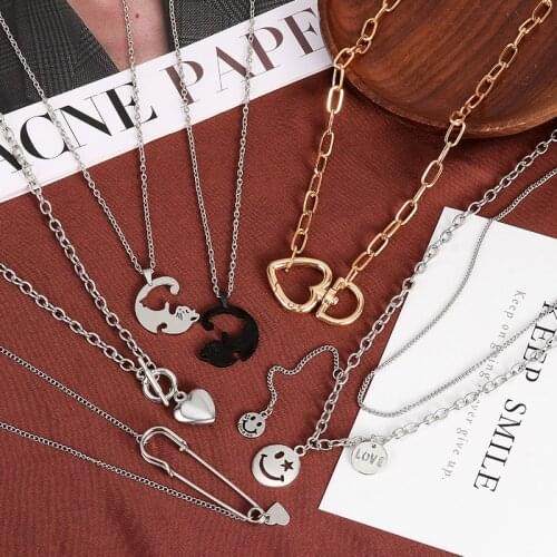 Fashion Womens Neck Chain Necklace For Women Vintage Metal Smiley Pendants Silver Choker Key Unlock Necklace Party Jewelry Gift