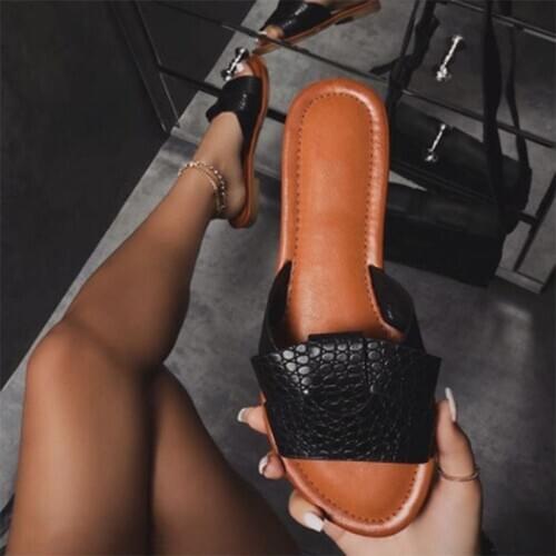 2020 Woman Summer Slippers Ladies Casual Open Toe Flat Shoes Fashion Sewing Non Slip Platform Woman Comfortable Slippers Female