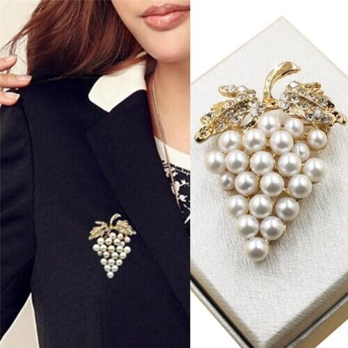 Crystal Grape Pearl Brooches For Women Cute Luxury Brooch Pin Fashion Jewelry Elegant Wedding Brooch Bouquet New Arrival