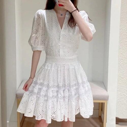 Women Spring Summer French Solid Color Lace V-Neck Puff Sleeve Hollow Out Mini Dress Female Slim Fashion Backless Dresses ML202