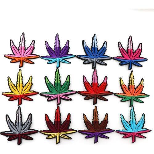 12Pcs Mix Maple leaf Style Fashion Patches Iron On Embroidery Patch Badges Applique Clothes Clothing Sewing Supplies
