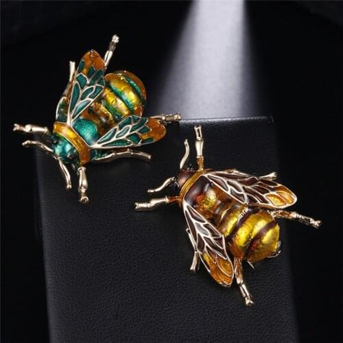 1 pc Bee Enamel Pin Fashion Brooches For Women Insect Pins and Brooches Jewelry Scarf Clip Accessories