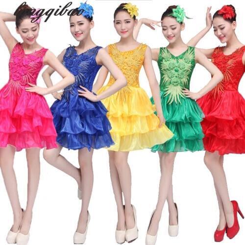 2017 The new modern dance fashion Peng Peng skirt dance group stage performance clothing TB127