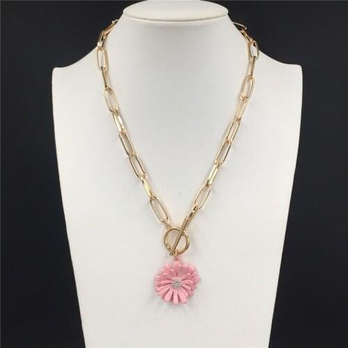 Lovely Gold Color Plating Pink Yellow Green Orange Violet Flower Pendant Choker Necklace For Women Party Deocoration Jewelry