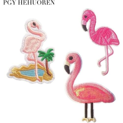 PGY 1 PCS Pink Flamingo Parches Embroidered Iron on Patches for Clothing DIY Stripes Stickers Animals Applique Badges Accessory