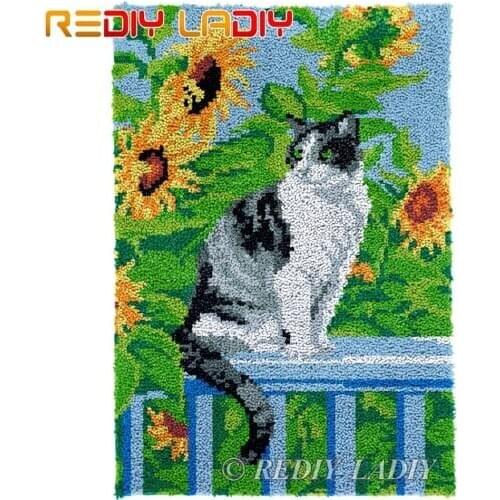 Latch Hook Rug Cat in Garden Chunky Yarn Tapestry Kits Crocheting Cushion Mat DIY Carpet Rug Needlework Hobby & Crafts 58*87cm
