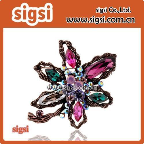 Women Vintage Gold-tone Rhinestones Crystal Flower Brooch Pins Mother Gifts