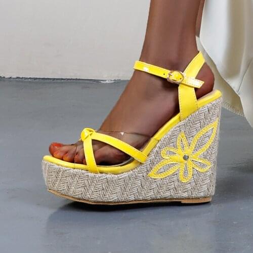 Oversized Summer Sandals With Floral Wedges Buckles Platform Linen Thick-Heeled Cross Straps Patent Leather Sandals For Women