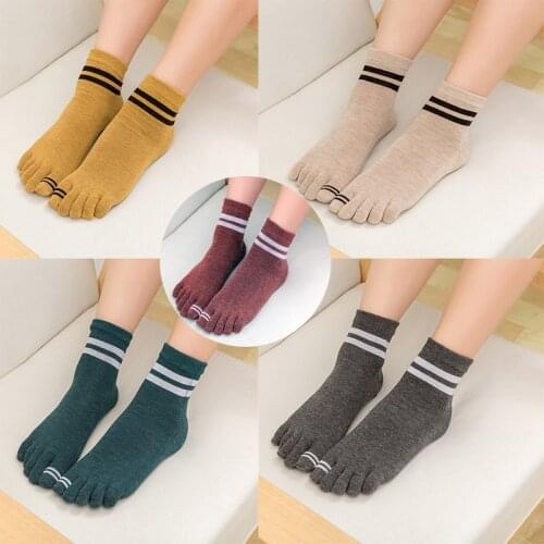 Fashion Five Fingers Student Socks Women Striped Casual Crew Socks with Toes Lady Girls Four Seasons Universal Cotton Toe Socks