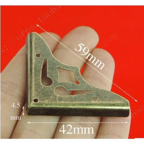 42*4.5MM Corner Protector Hardware Antique wine box Wrap angle Decorative box corners Metal corner