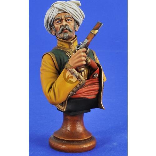 1/10 Mamluk Warrior with Pistol Bust with base toy Resin Model Miniature Kit unassembly Unpainted