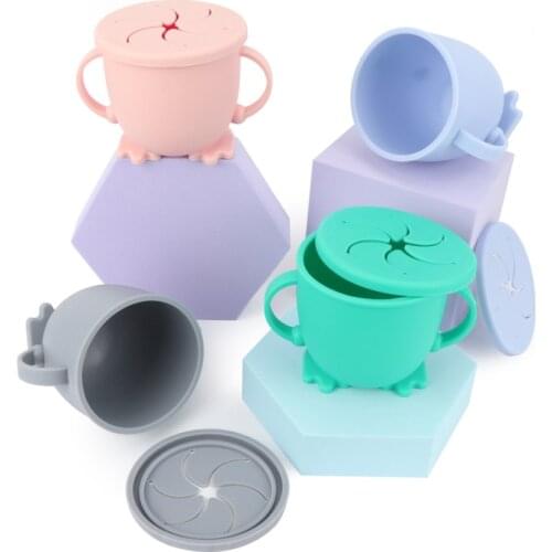 Silicone Snack Cup Food Storage Box Solid Color Baby Snack Cups Portable Children Snacks Container With Lid Baby Feeding Cups
