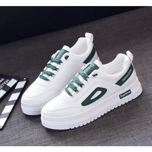 Little white shoes women 2020 spring and autumn models wild casual shoes women tide shoes Hong Kong style fashion shoes women