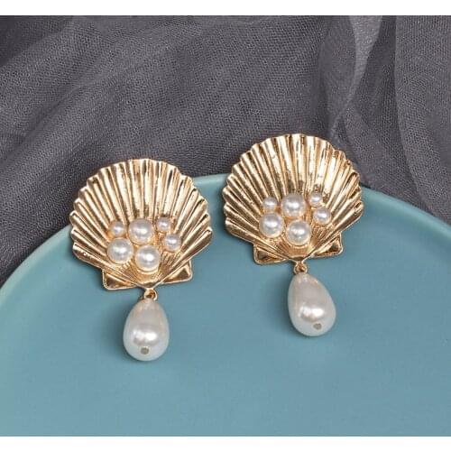 2020 Summer Beach Gols Color Shell Drop Earrings for Women Geometric Big Metal Simulated Pearl Pendient Earrings Party Jewelry