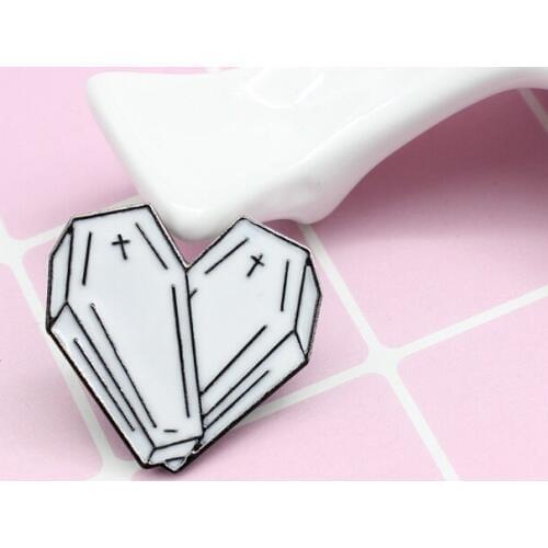 Heart-shaped White Coffin Brooch Double Coffin Cross Death Love Enamel Pin Denim Leather Punk Badge Couple Friends Jewelry