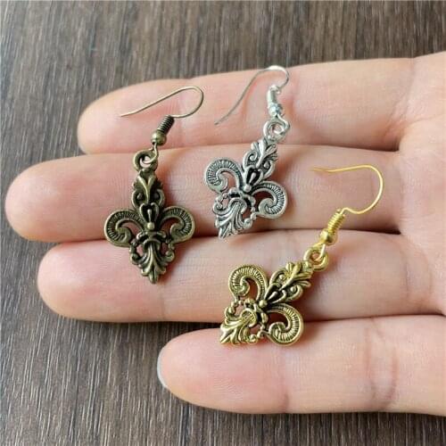 Fashion three-pronged 3-color alloy ear hook pendant, retro style, college students' daily jewelry, charm wearing earrings
