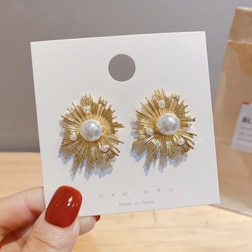 Stud Earrings for Women Fashion Hyperbole Retro Geometry Hypoallergenic Pearl Earrings Jewelry Accessories Wholesale