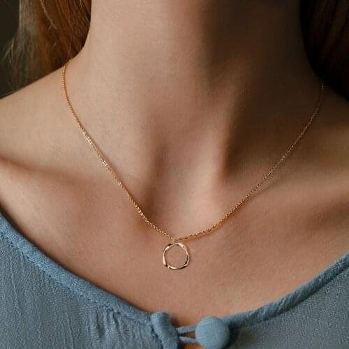 GinaDeer Heart Necklace Round Interlocking Double Loop Geometric Necklace Womens Wild Alloy Clavicle Chain Gold Necklace Women