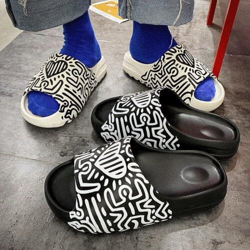 New Trendy Slippers Fashion Mens Casual Personality Creative Graffiti Slide Slippers Flip-flop Bathroom Slippers