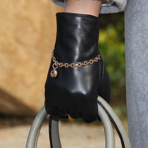 Latest 2020 Imported Sheepskin Real Leather Womans Gloves Chain Decoration Black Leather Gloves Female Winter Warm LDL6115