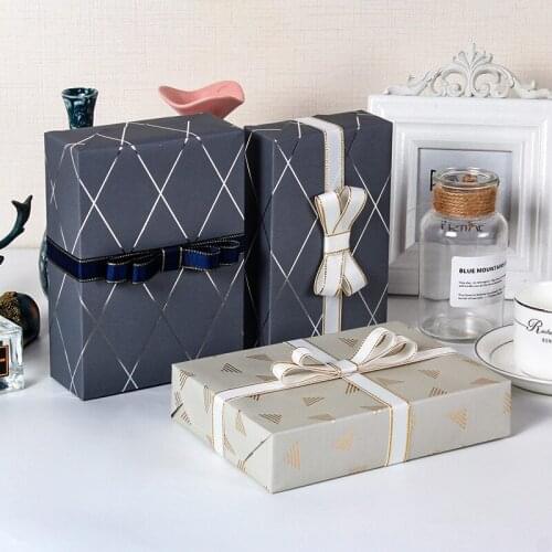 5pcs/lot Gold Print Gift Wrapping Papers Kraft Paper Birthday New Year Christmas papers for Gift Wrapping Papers Party Supply