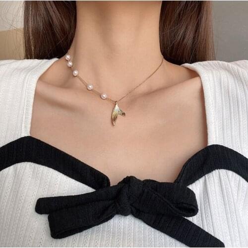 Trendy Simple Design Pearl Gold Color Fish Tail Necklace Fine Classic Womens Pendant Party Jewelry Accessories Gift
