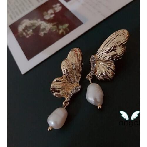 2020 Sale New Oorbellen Aros Earing Ornaments Freshwater Pearl Delicate French Retro Elegant Baroque Earrings Female Butterfly