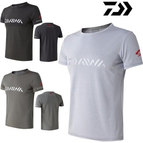 2022 cómodo Daiwa hombres ropa de pesca de manga corta verano camiseta de pesca transpirable secado rápido DAWA ropa de pesca