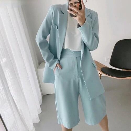 Fashion solid color wild pocket suit two-piece suit female jacket + high waist was thin and simple wide leg shorts