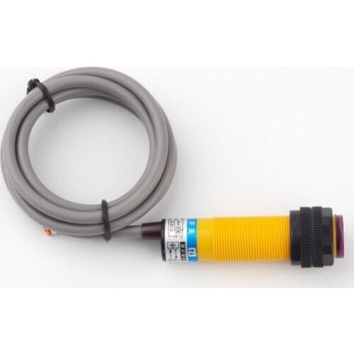 5PCS E3F-DS10C4 E3F-DS10B2 E3F-DS10P1 E3F-DS10P2 Diffuse Photoelectric Sensor M18 NPN PNP Range 10cm 1 order