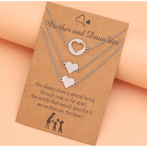 3-piece Fashion New Heart-shaped Short Necklace Stainless Steel Necklace Womens Leisure Jewelry Mothers Day Necklace