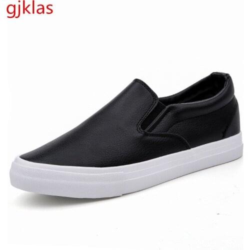 Leather Casual Shoes Men Plus Size Loafers White Black Sport Shoes for Men Original Slip on Fashion Leather Shoes Man Classic