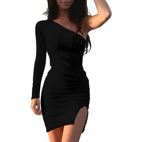 2020 new sexy irregular one-shoulder long-sleeved dress Europe and America slim high waist pleated dress