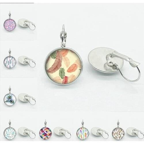 New Colorful Peacock Bird Feather Earrings Charm Feather Image Round Glass High-End Earrings Ladies Accessories