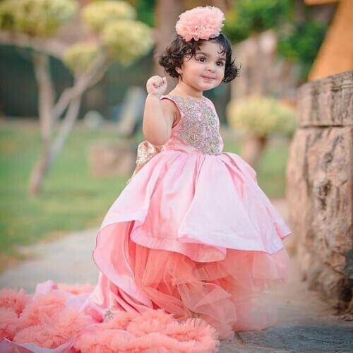 Pink A Line Flower Girls Dresses 2020 O Neck Lace Beaded Bow Tie Toddler Birthday Party Dress Long Train Kids Communion Dress