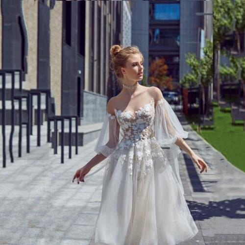 Vintage Short Wedding Dress Lace Appliques Puff Half Sleeves Vestido de Noiva Curto 2021 O-Neck Bridal Gowns Boho Wedding Gowns