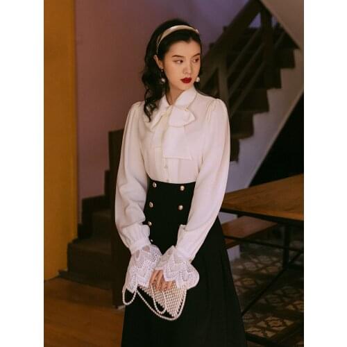 Spring French Retro Two Piece Set Women Trumpet Sleeve Lace Bow Tie Sweet Top+Single-breasted Black Retro Skirt