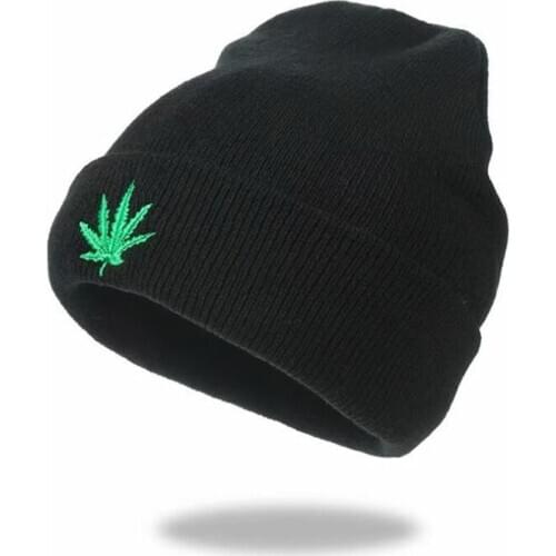 New classic Fashion Men Women Winter Weed Leaf Beanie Hats Warm Knitting Winter Hat For Women Autumn Woolen Cap Fashion hat 2020