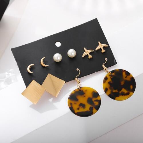 Geometric leopard print acrylic earrings fashion simulated pearl moon plane stud earrings set for women 2019 new jewelry gift